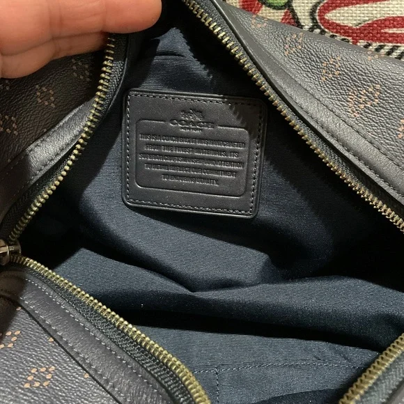 NWT $175 COACH TRAVEL POUCH
IN DIAMOND FOULARD (F93580) - Picture 7 of 12